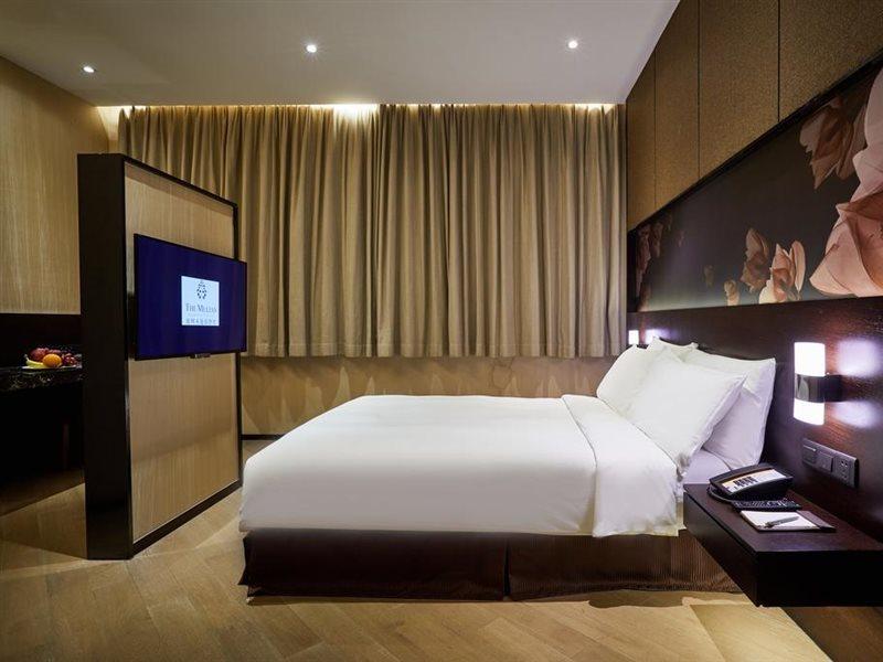 The Mulian Hotel Guangzhou Zhujiang New Town-Canton Fair Free Shuttle Bus Exterior photo